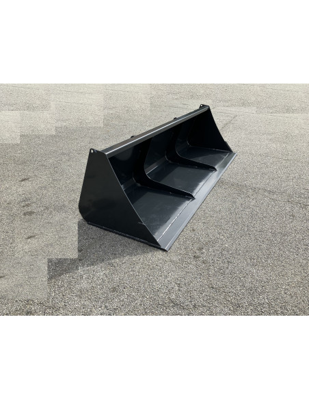 Universalschaufel Frontlader (EURO Aufnahme) inkl. Einlagenverstärkung / Seitenwandverstärkung / Schürfleiste HB 500