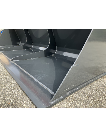 Universalschaufel Frontlader (EURO Aufnahme) inkl. Einlagenverstärkung / Seitenwandverstärkung / Schürfleiste HB 500