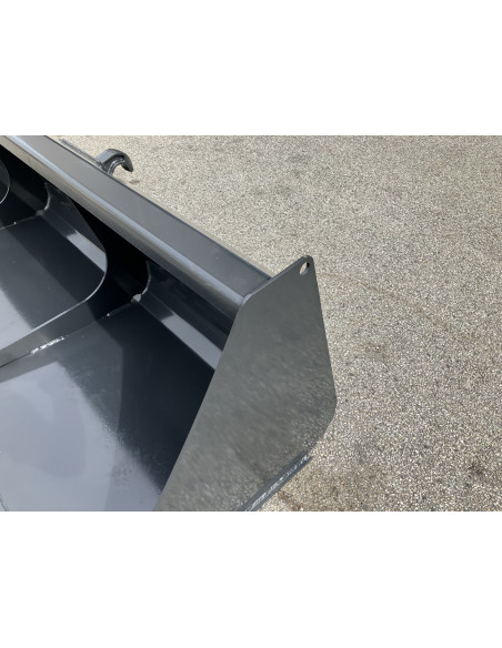 Universalschaufel Frontlader (EURO Aufnahme) inkl. Einlagenverstärkung / Seitenwandverstärkung / Schürfleiste HB 500