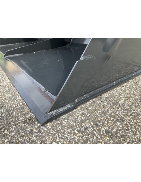 Universalschaufel Hoflader (herstellerspezifische Aufnahme) inkl. Einlagenverstärkung / Schürfleiste HB 500