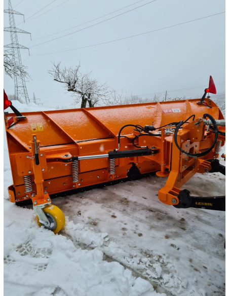 Schneepflug SL Pro mit Anfahrschutz – 3 Punkt KAT I+II  / hydraulische Verstellung 30°