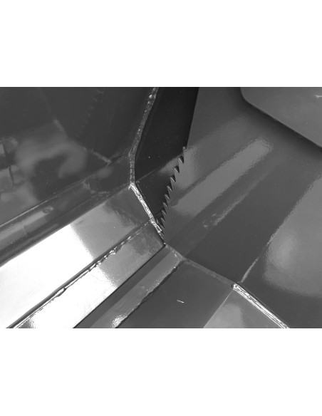 Schaufel 4/1 Hoflader (herstellerspezifische Aufnahme) inkl. Schürfleiste HB 500